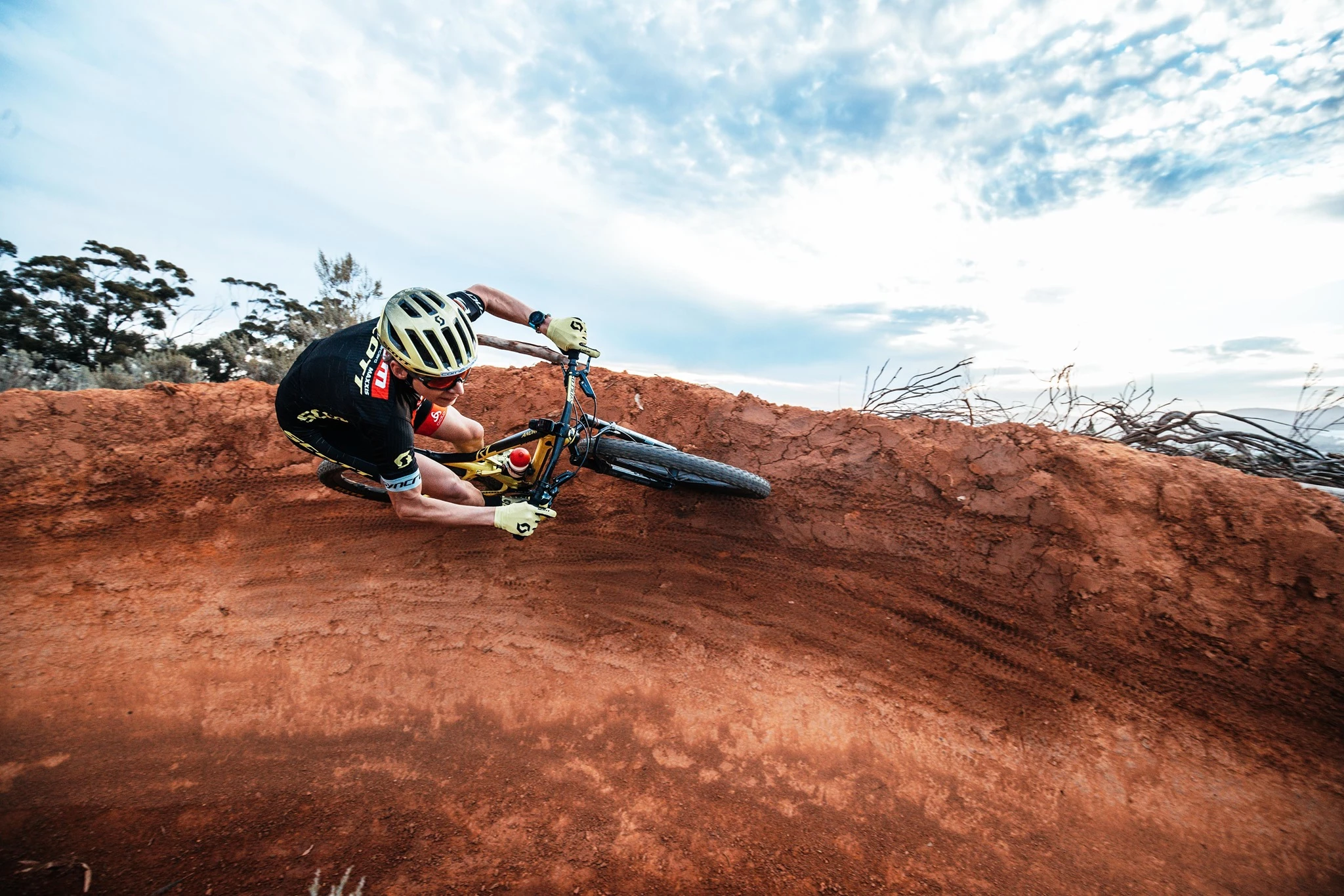 Anbauten Verkäufe -Anbauten Verkäufe 197939886 10158994605500211 6094252311542722426 n