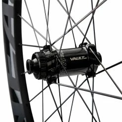 Easton EC90 AERO 85 Road CLN Disc Front Wheel 12x100 Carbon 28&quot; -Anbauten Verkäufe easton ec90 aero 85 road cln disc front wheel 12x100 carbon 283