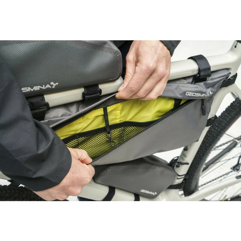 Geosmina Rahmentasche Klein, 39/28x5.5x11cm 2.5 Liter 4 Geosmina Rahmentasche Klein, 39/28x5.5x11cm 2.5 Liter – Bild 4