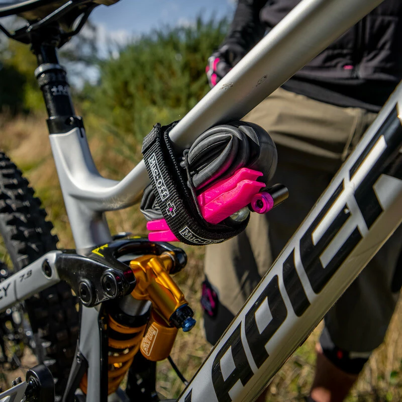 Muc-Off Utility Frame Strap & Waterproof Cargo Bag 6 Muc-Off Utility Frame Strap & Waterproof Cargo Bag – Bild 6